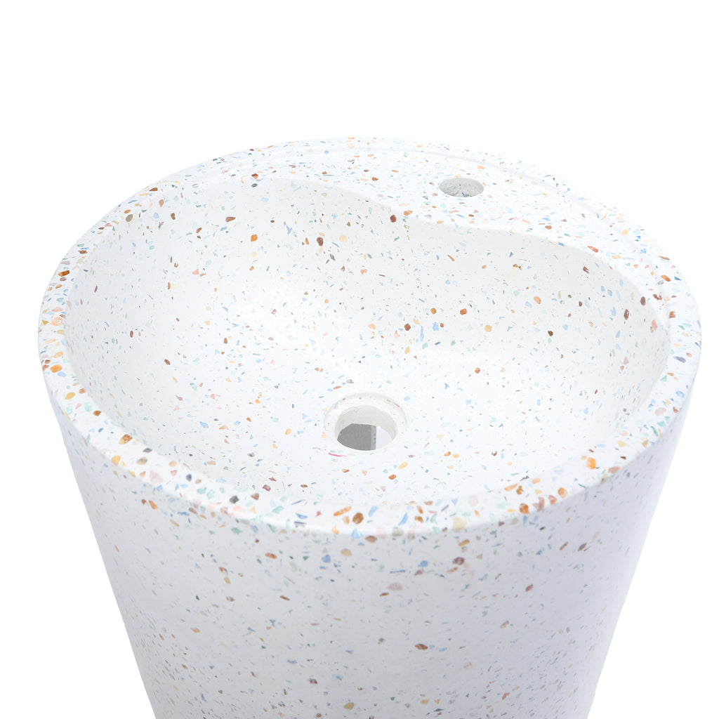 The Monolith III Freestanding Basin